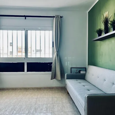 Patacón Apartment in Arrecife, Lanzarote a 2 Bedroom Holiday Rental by Amanecer Isleño Arrecife (Lanzarote)