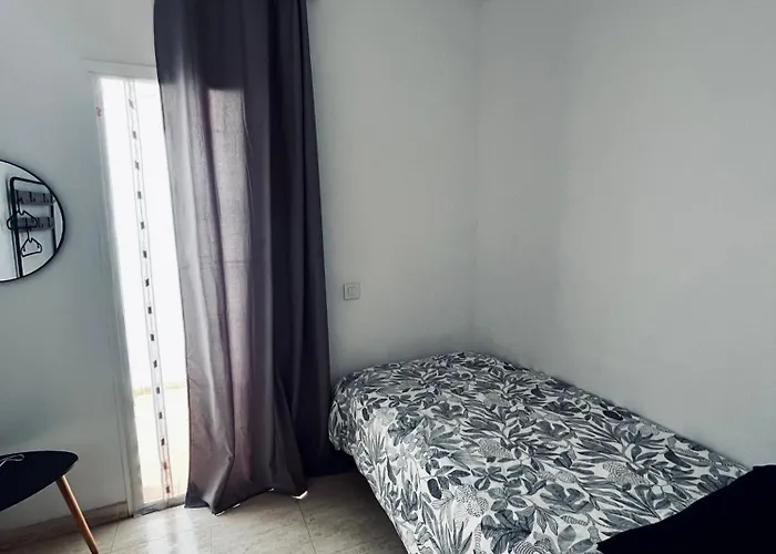 Patacon Apartment In Arrecife, Lanzarote A 2 Bedroom Holiday Rental By Amanecer Isleno *